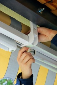 Markise montieren - marquee mounting 01