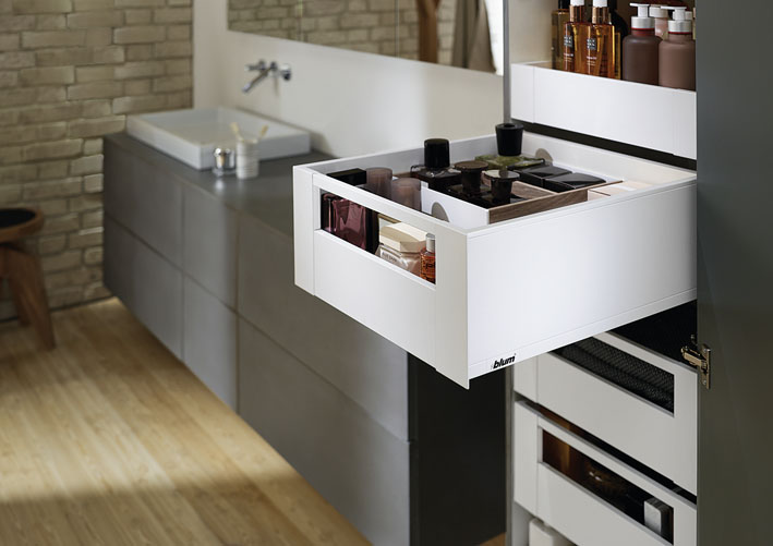 blum_lbx0193_4