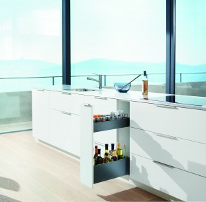 Blum_lbx0114_4